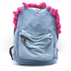 Mochila grande azul, de Privata. 57