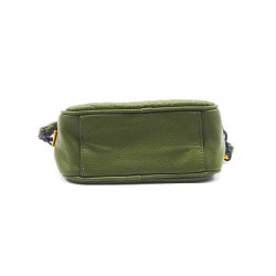 Bolso pequeño, de  bandolera, rígido, de Lois 084