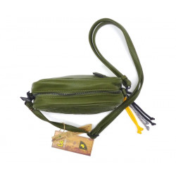 Bolso pequeño, de  bandolera, rígido, de Lois 084