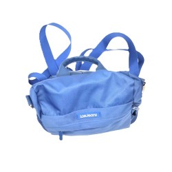Bolsos mujer Mochila mediana, antirrobo, tirantes anchos regulables.